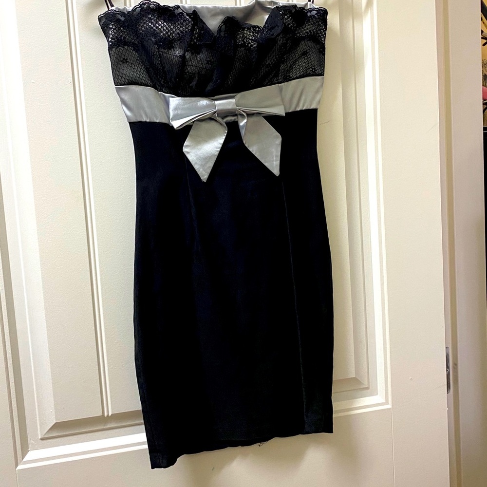 Strapless dress